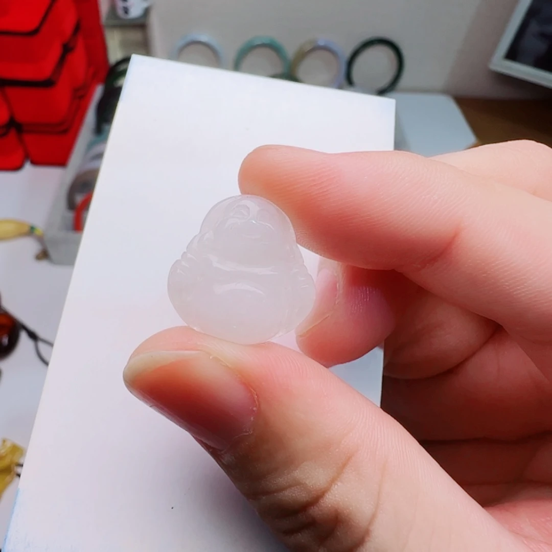 颈饰未镶嵌翡翠佛公