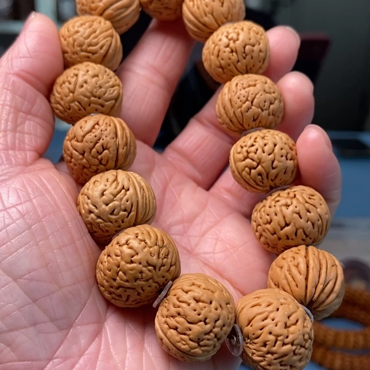 【闪购商品】桃核手串19左右桃核