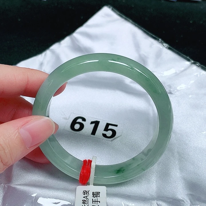 翡翠未镶嵌手镯翡翠手镯未镶嵌