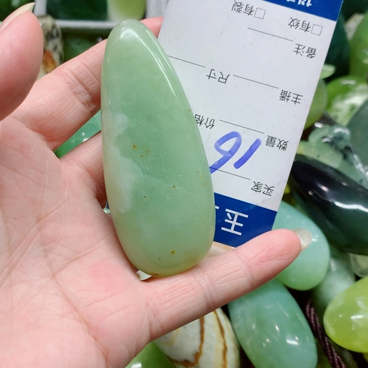 蛇纹石玉未镶嵌手把件