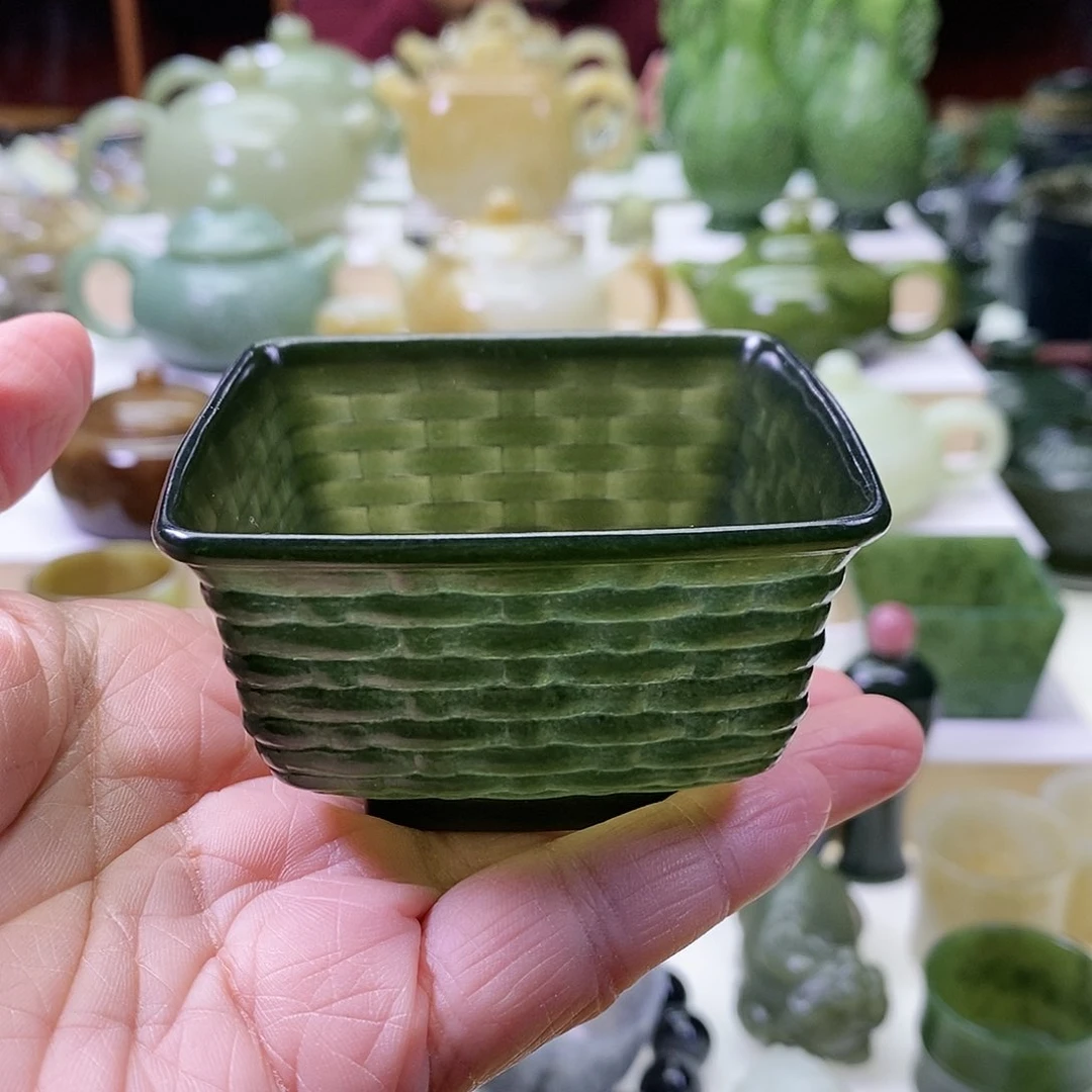 和田玉茶杯未镶嵌哆**胡