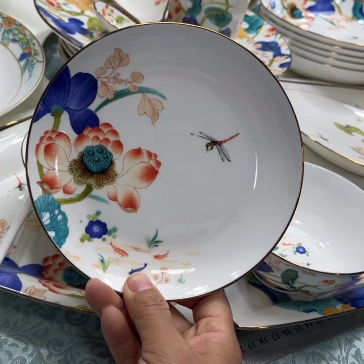 瓷片荷塘六寸骨碟六个