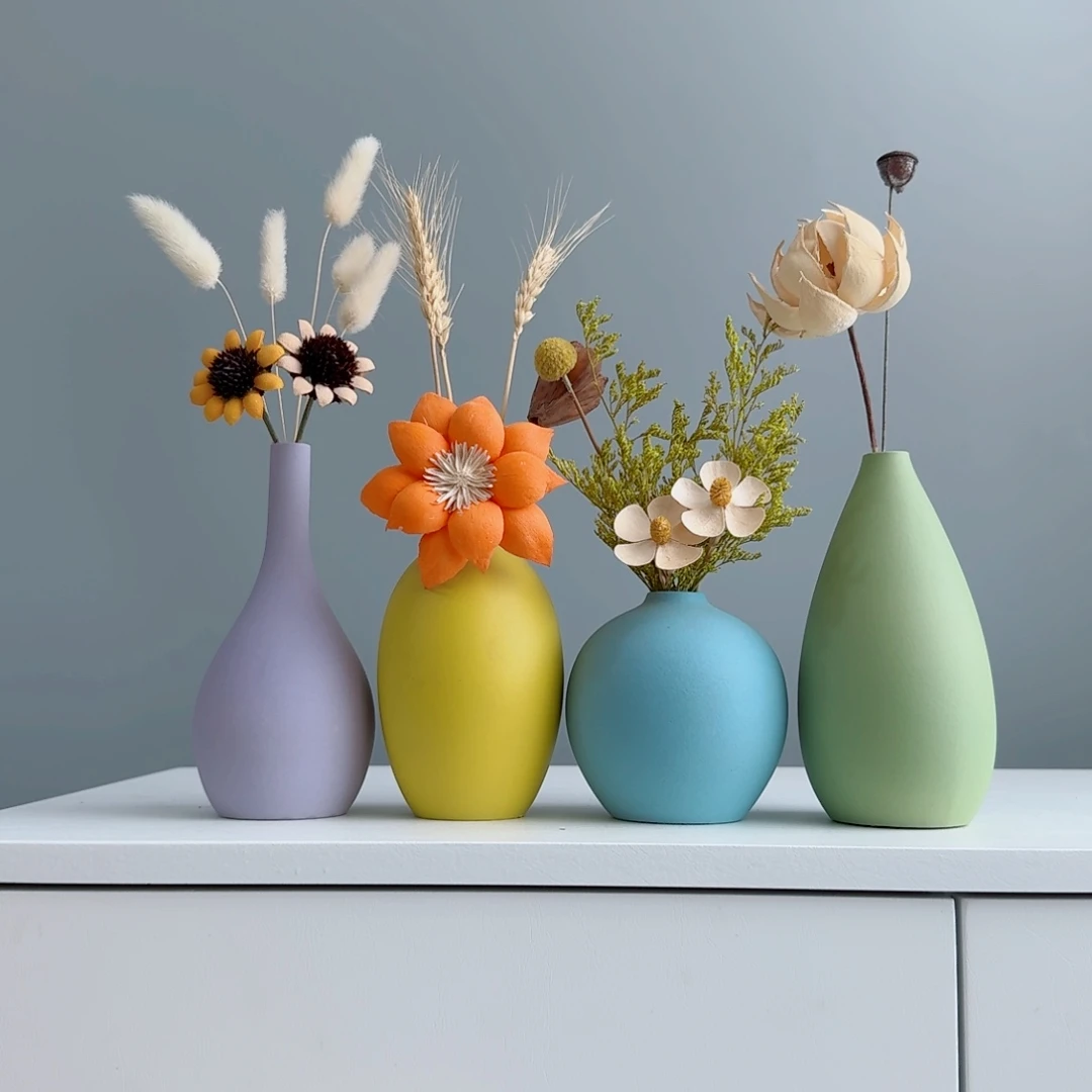 摆件陶瓷小花瓶摆件含花总高约20-30cm