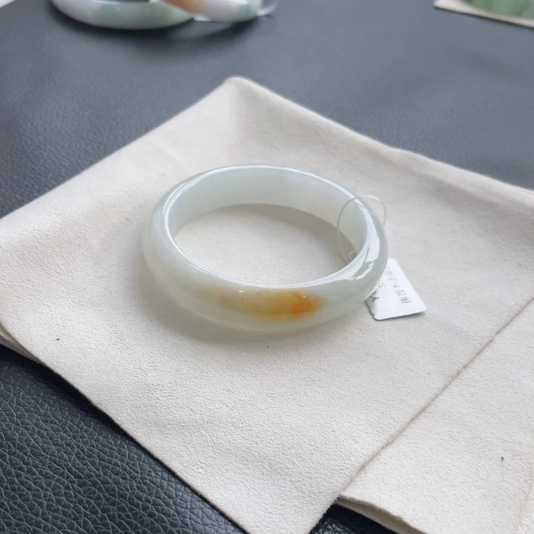 未镶嵌手镯翡翠55