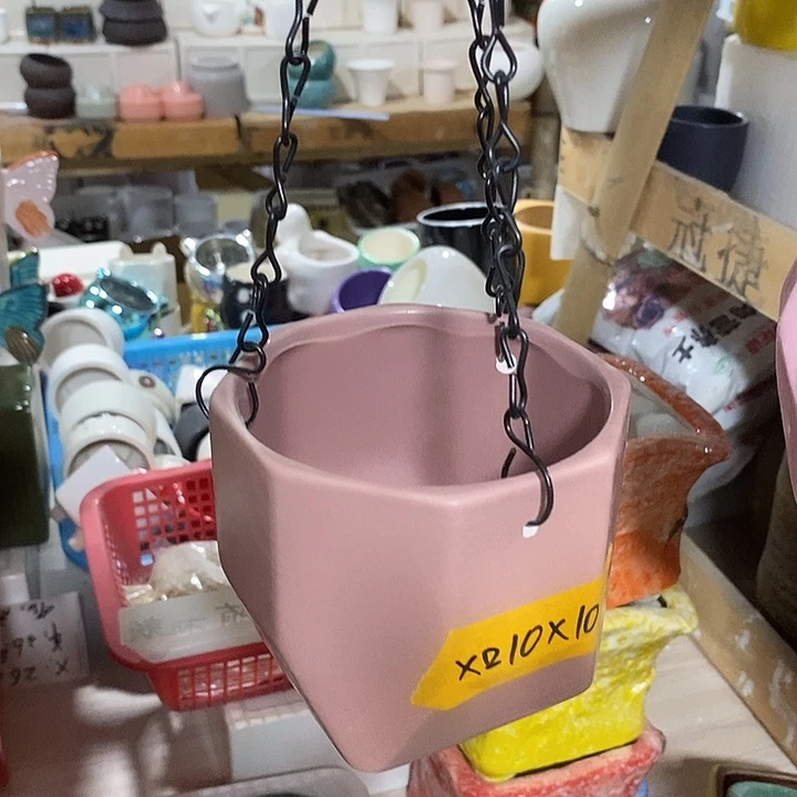 摆件陶盆有孔 瑕疵介意勿拍