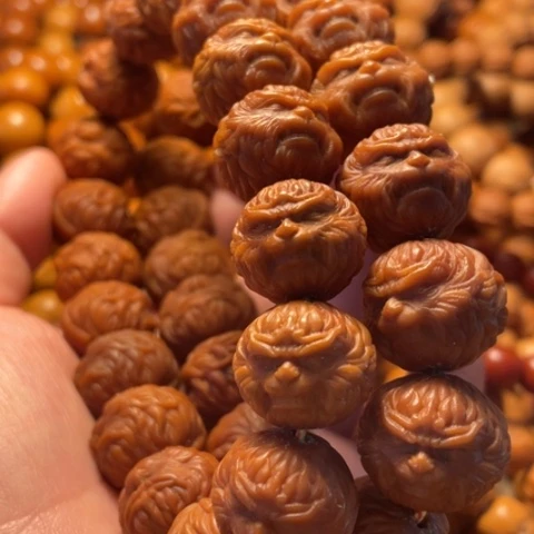 手串猴头核桃，****！舞台