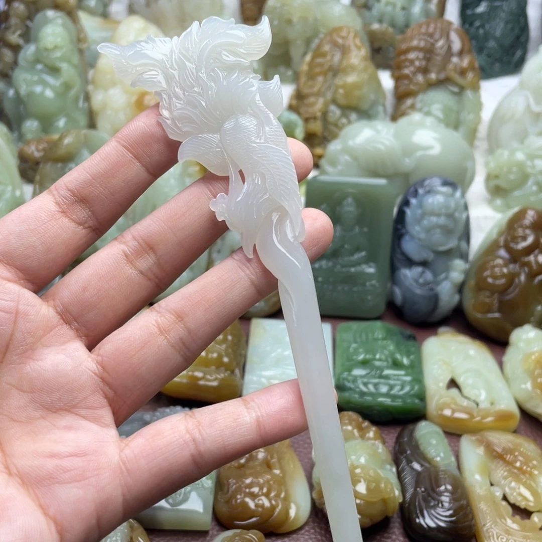 颈饰未镶嵌和田玉