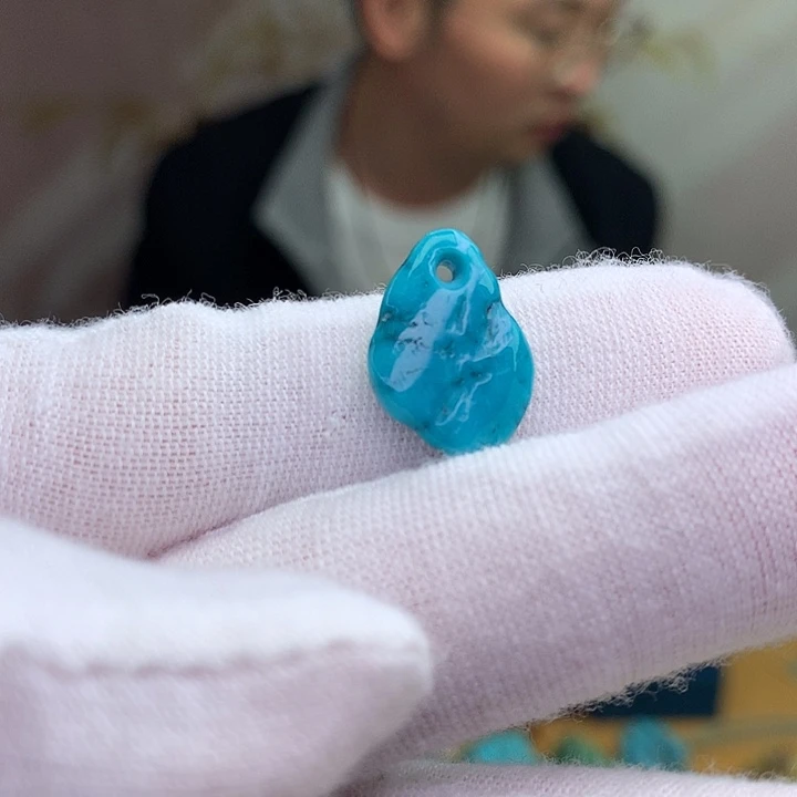 绿松石未镶嵌原矿