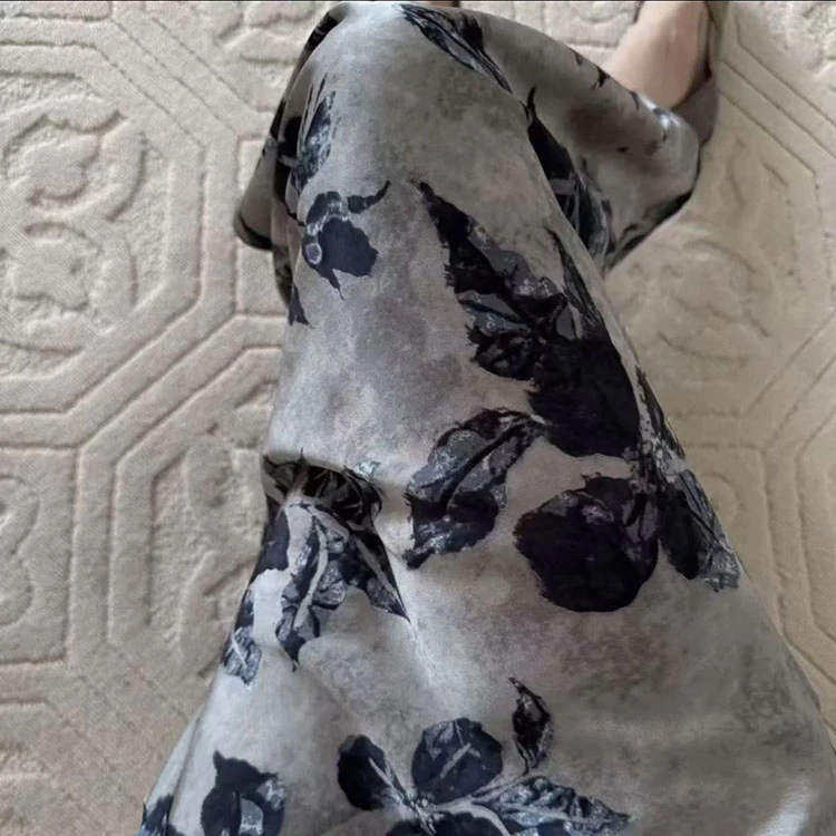 【夏央工厂店】高品质45°斜裁夏季新款薄缎面半身裙 #6685