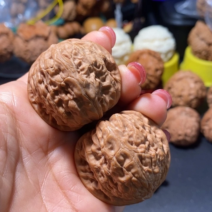 桃核把件乾隆磨全品微微水尖38尺