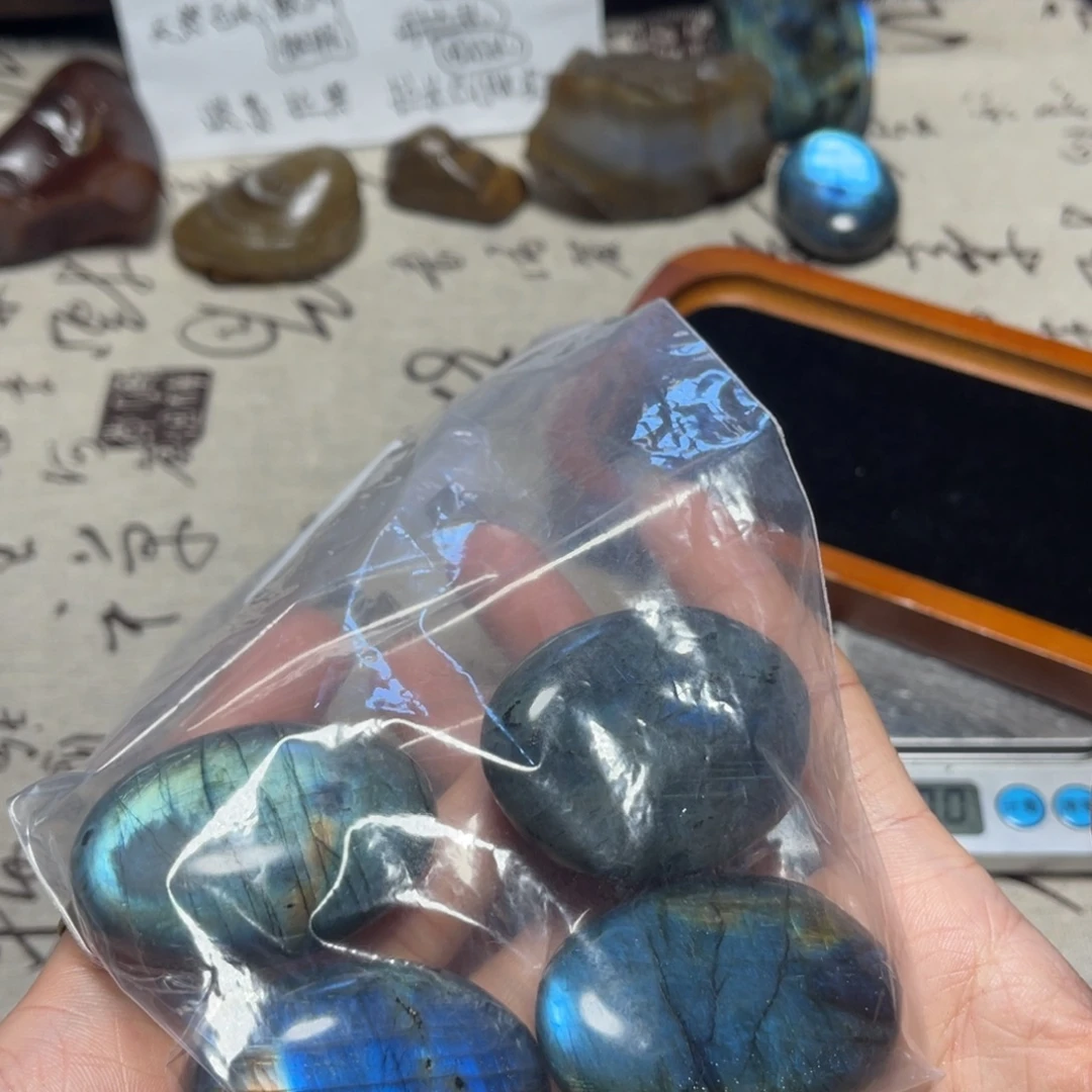 拉长石手把件把玩