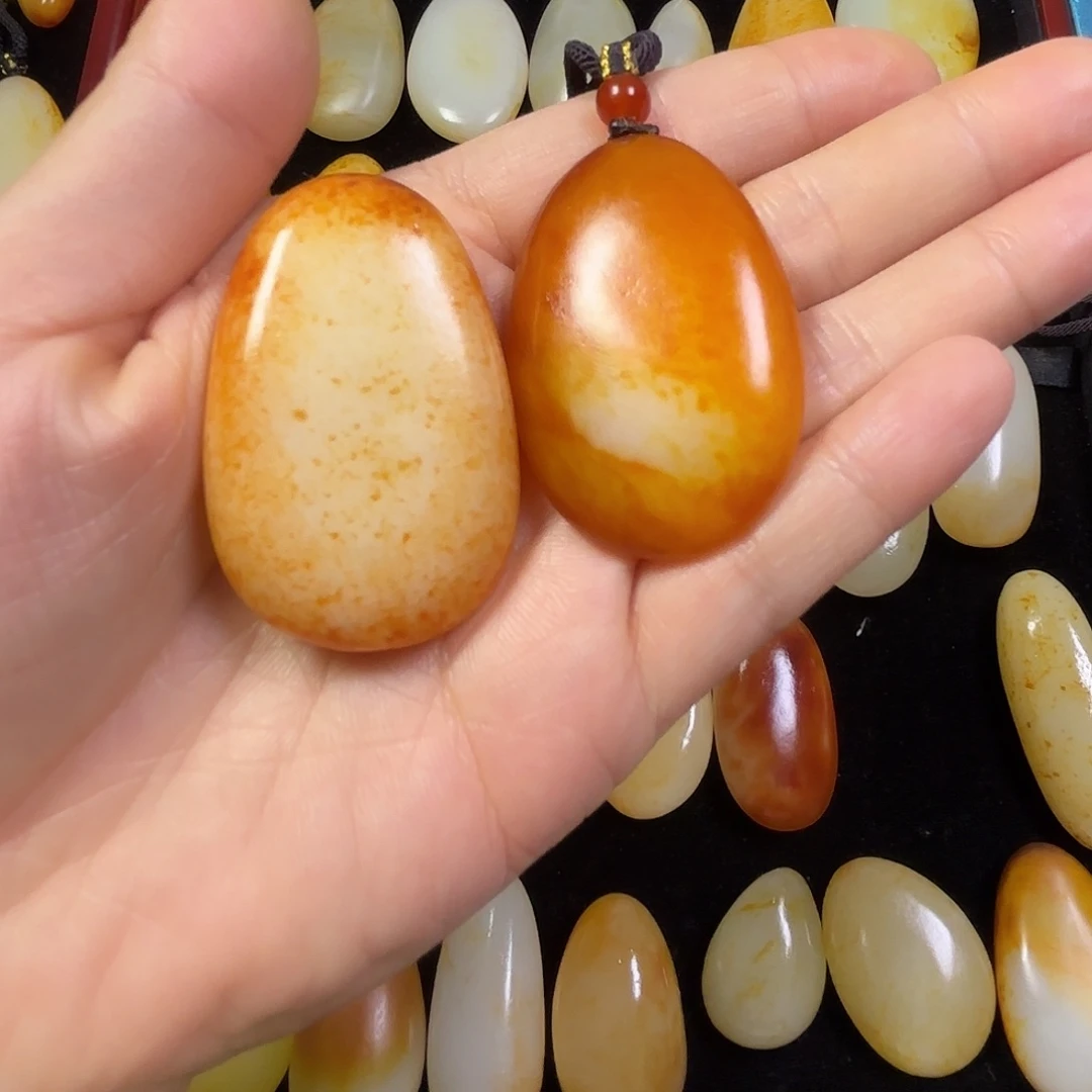 益****颈饰未镶嵌和田玉
