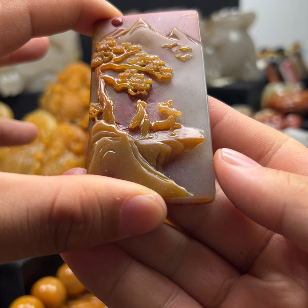 石英质玉（黄龙玉）未镶嵌黄龙玉