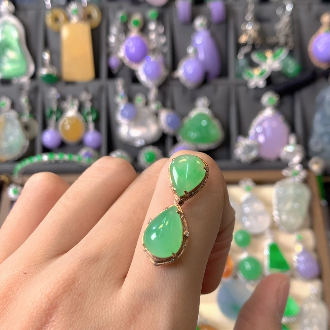 翡翠18K金镶嵌吊坠(不含链)