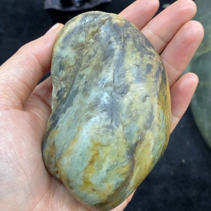 未镶嵌和田玉（糖玉）挂件