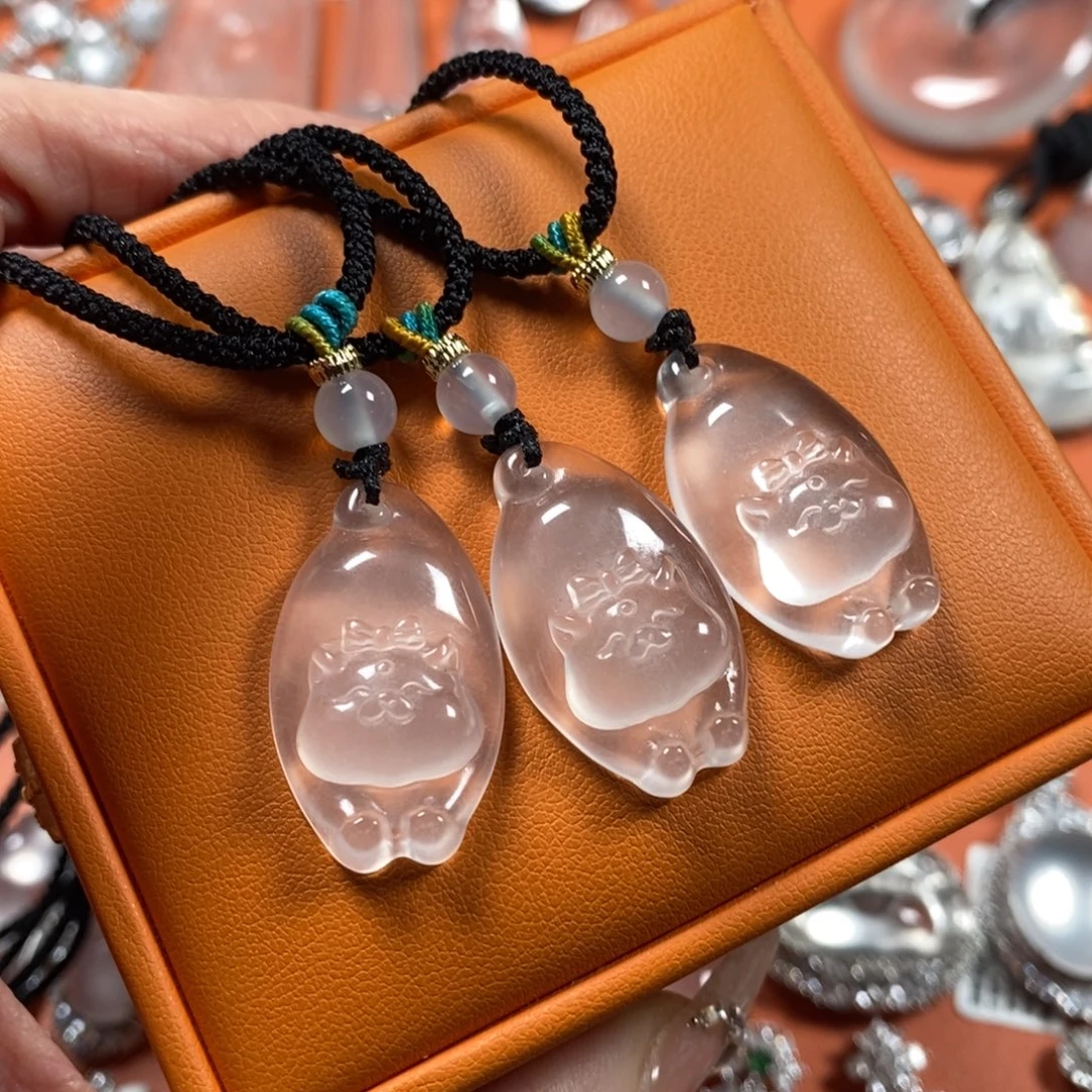 石英质玉未镶嵌颈饰黑钢招财猫