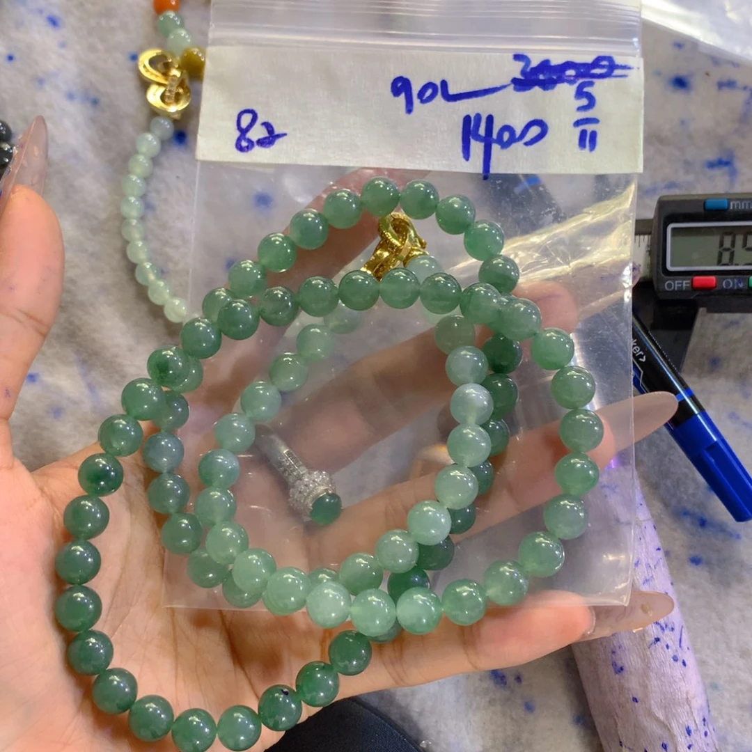 未镶嵌定制翡翠天然缅甸翡翠多样性