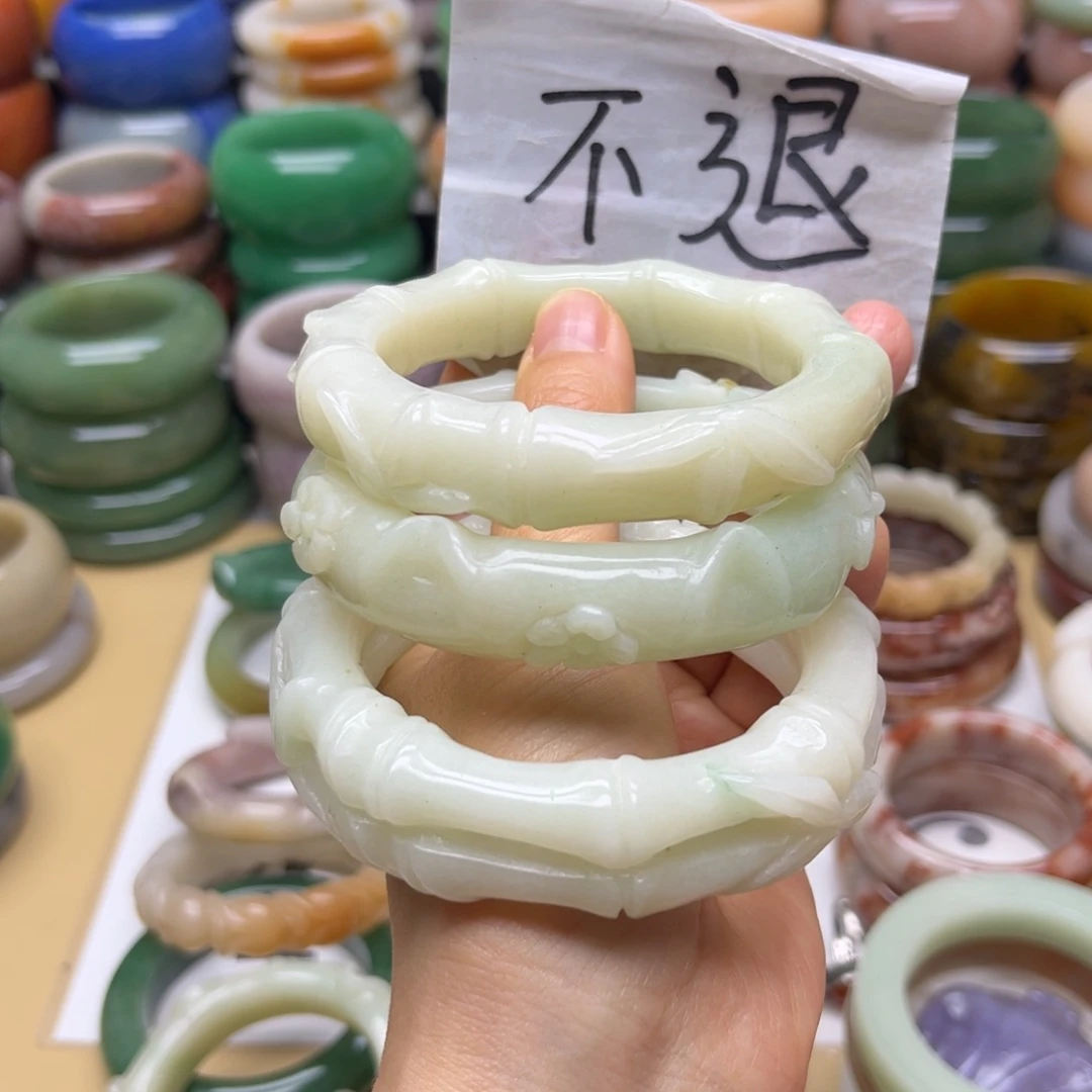 石英质玉未镶嵌手镯