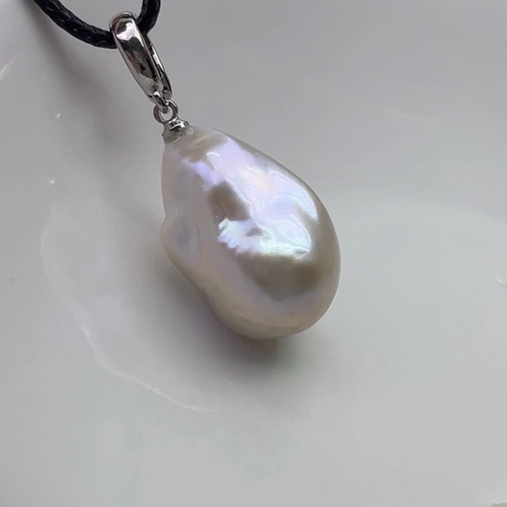 颈饰未镶嵌淡水珍珠