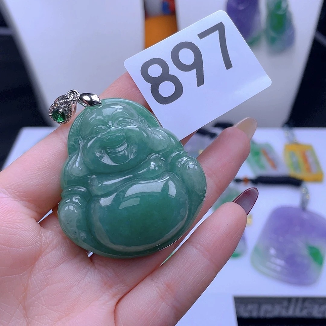 翡翠吊坠(赠链)未镶嵌