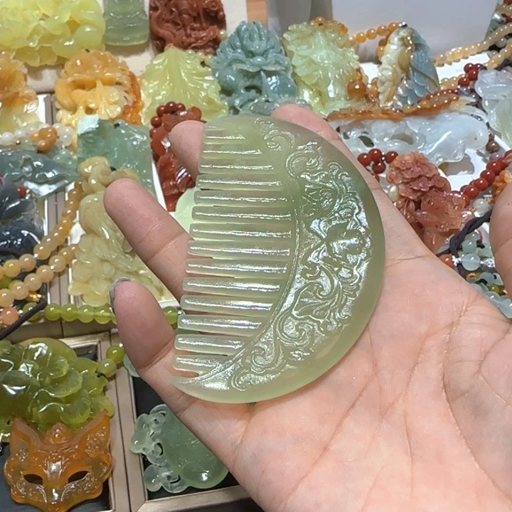 未镶嵌蛇纹石玉吊坠寂***珠