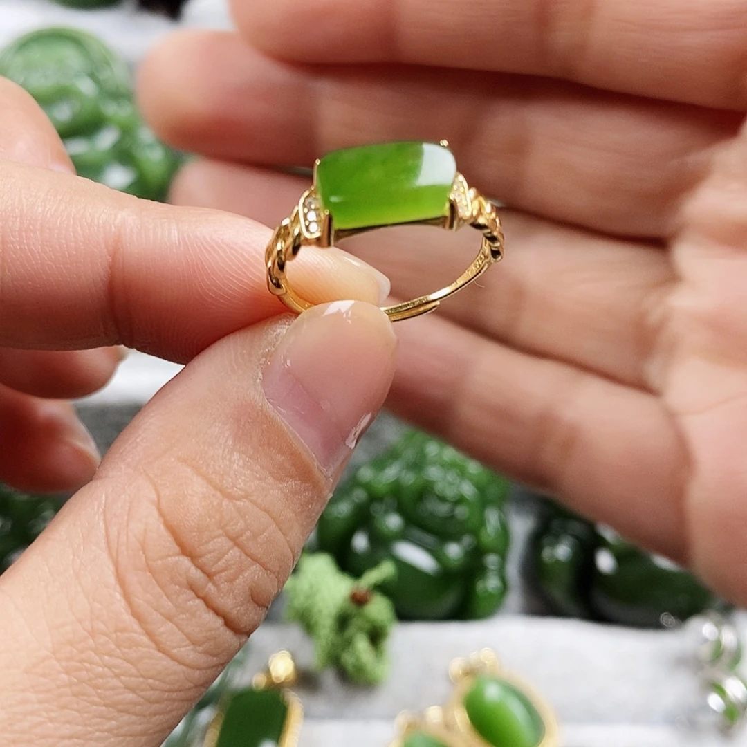 和田玉（碧玉）未镶嵌颈饰