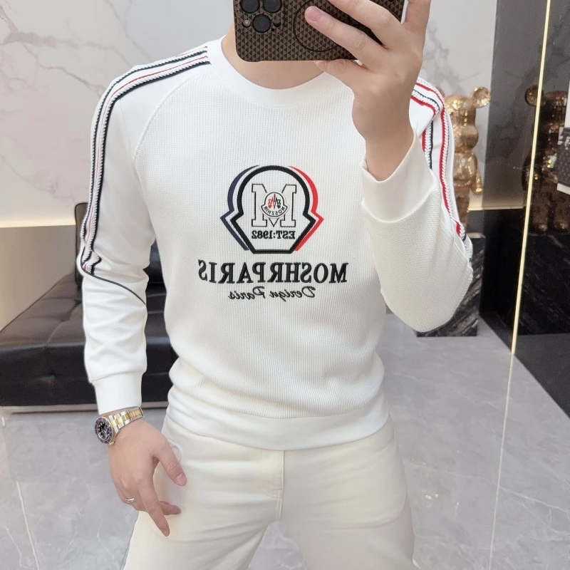 冰希精品.意式高级感刺绣徽章设计男士针织圆领长袖2025秋季新款