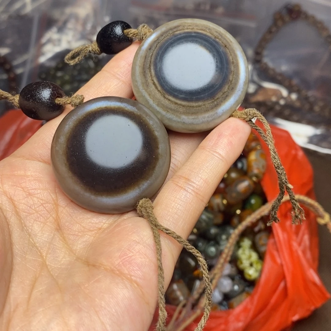 未镶嵌颈饰玛瑙/玉髓