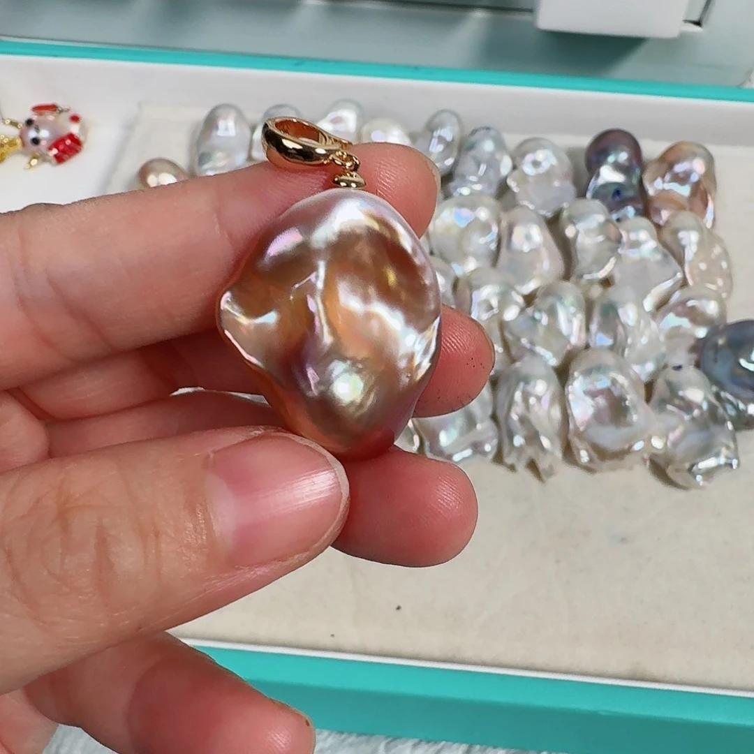 兰***儿淡水珍珠未镶嵌颈饰