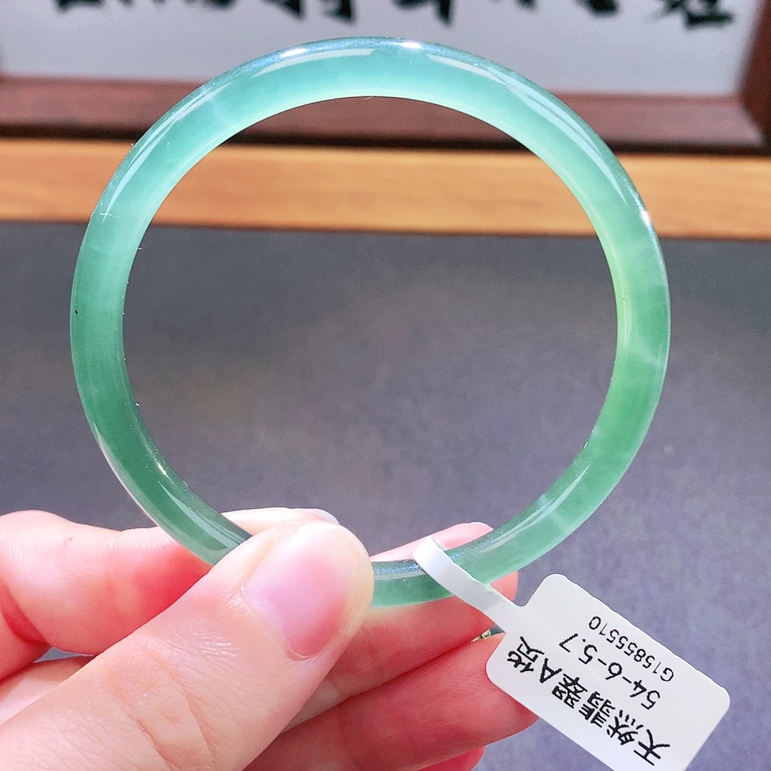 翡翠未镶嵌手镯天然翡翠