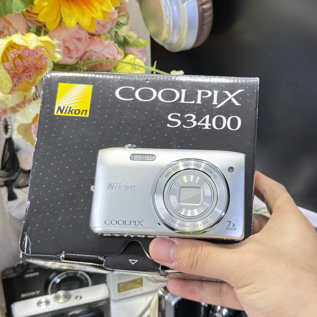 9新 Nikon/尼康 尼康s3400人像神器几乎全新2000万像素带配件