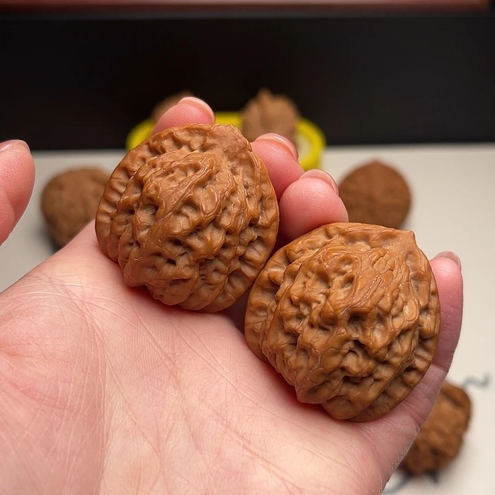 青***型把件文玩核桃37全品佛肚