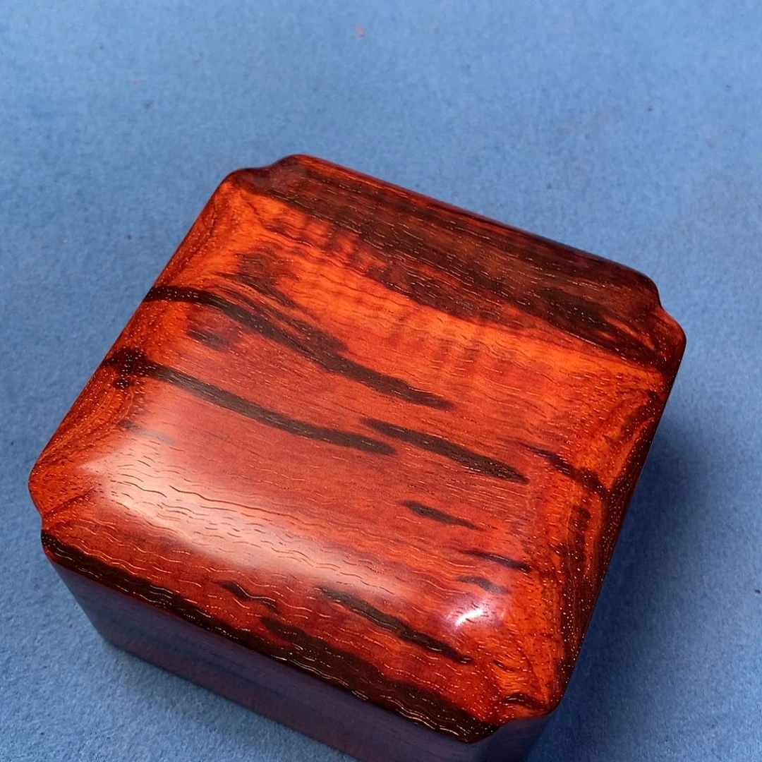 紫檀木类成套家具