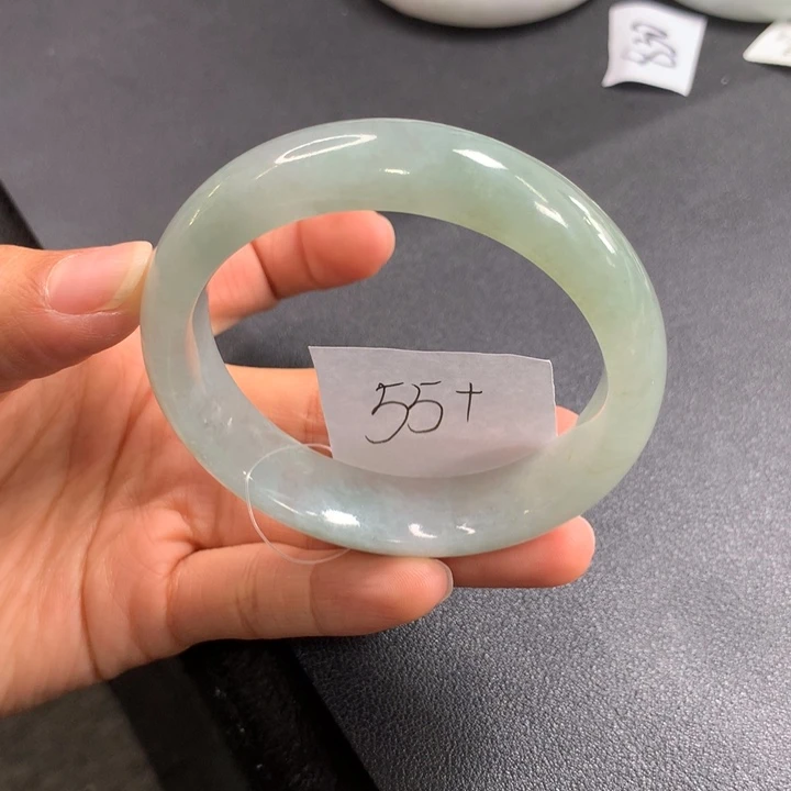 未镶嵌手镯翡翠手镯