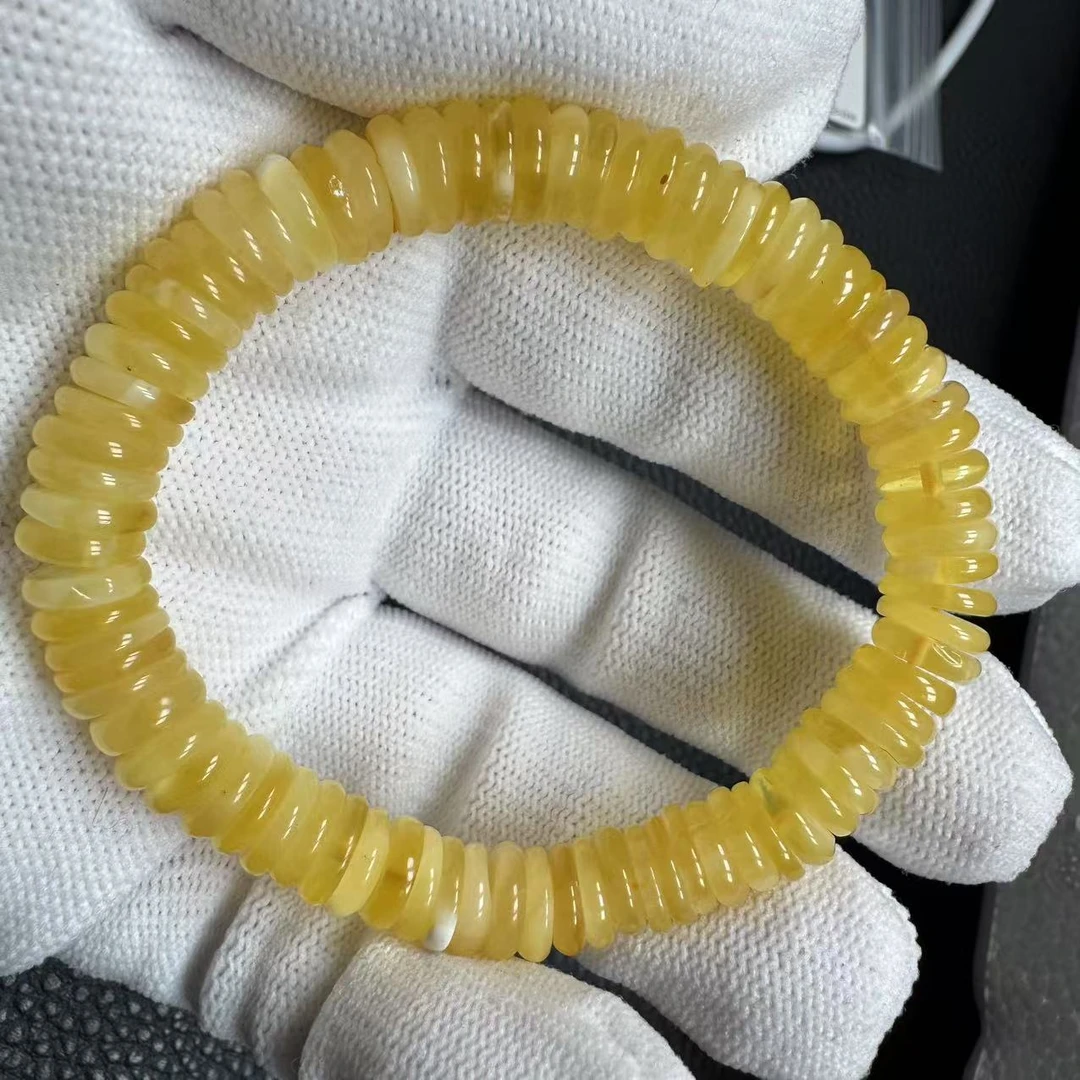 尺寸8.8mm左右蜜蜡药片单圈一条《小鱼文玩》943号