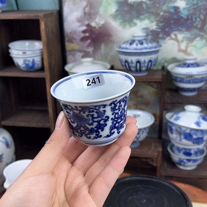 唐***宴瓷其他缠枝花马蹄杯241