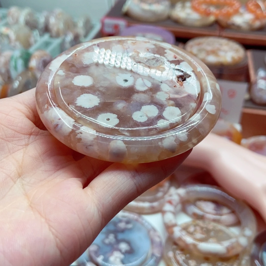 维***人玛瑙/玉髓手镯未镶嵌