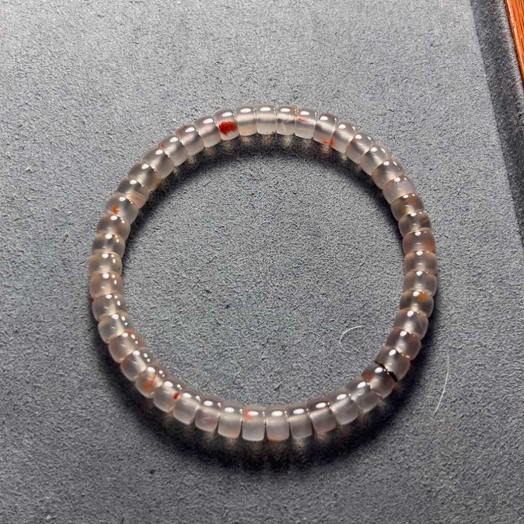 南红玛瑙手串未镶嵌