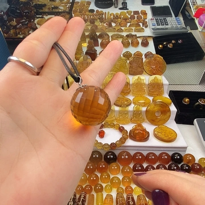 琥珀未镶嵌吊坠(不含链)天然缅甸琥珀切割面珠子
