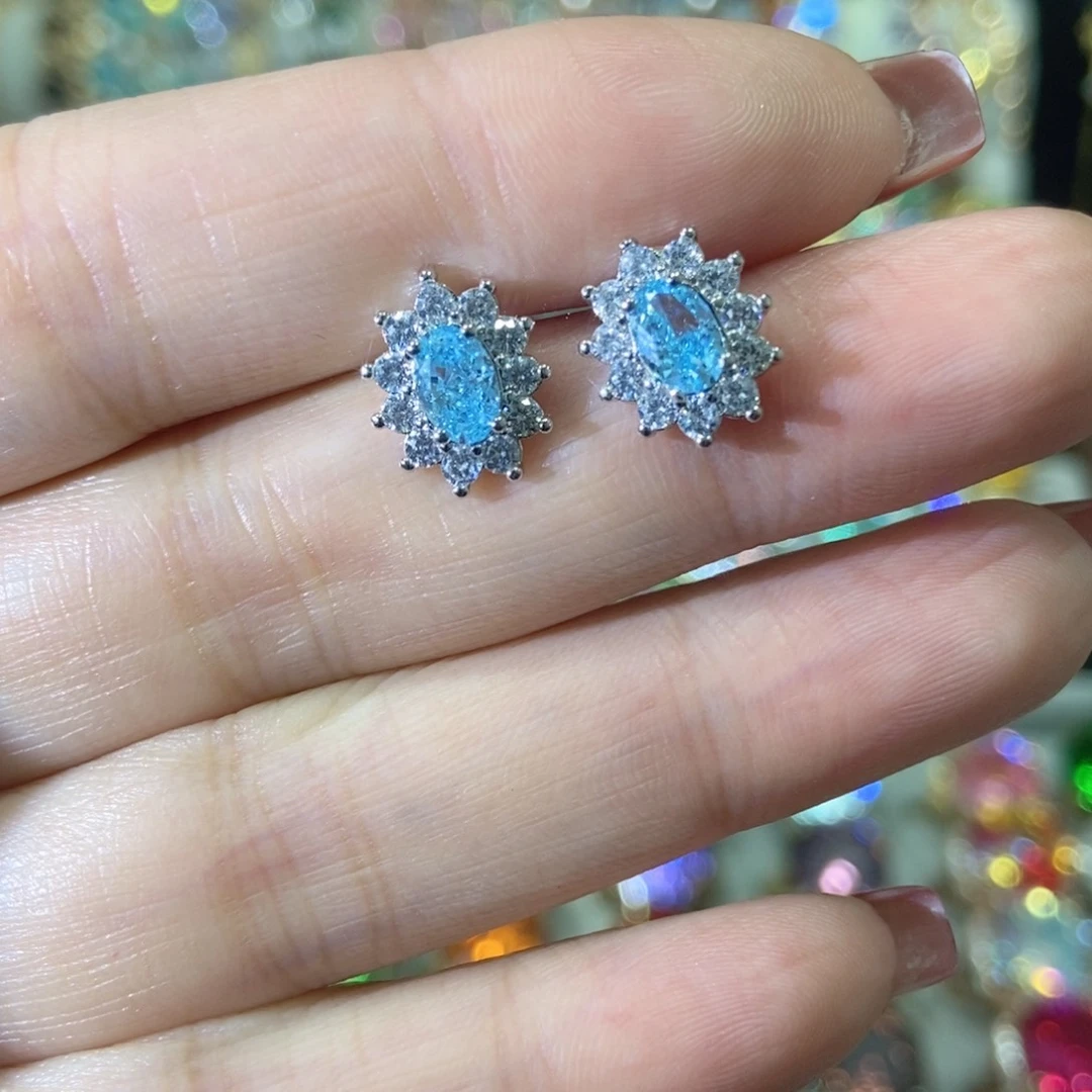 9锆石（处理）耳钉