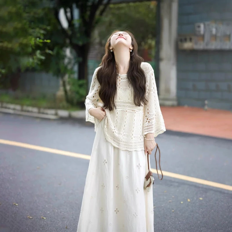 早秋搭配一整套法式慵懒钩花针织罩衫白色提花a字半身裙两件套女