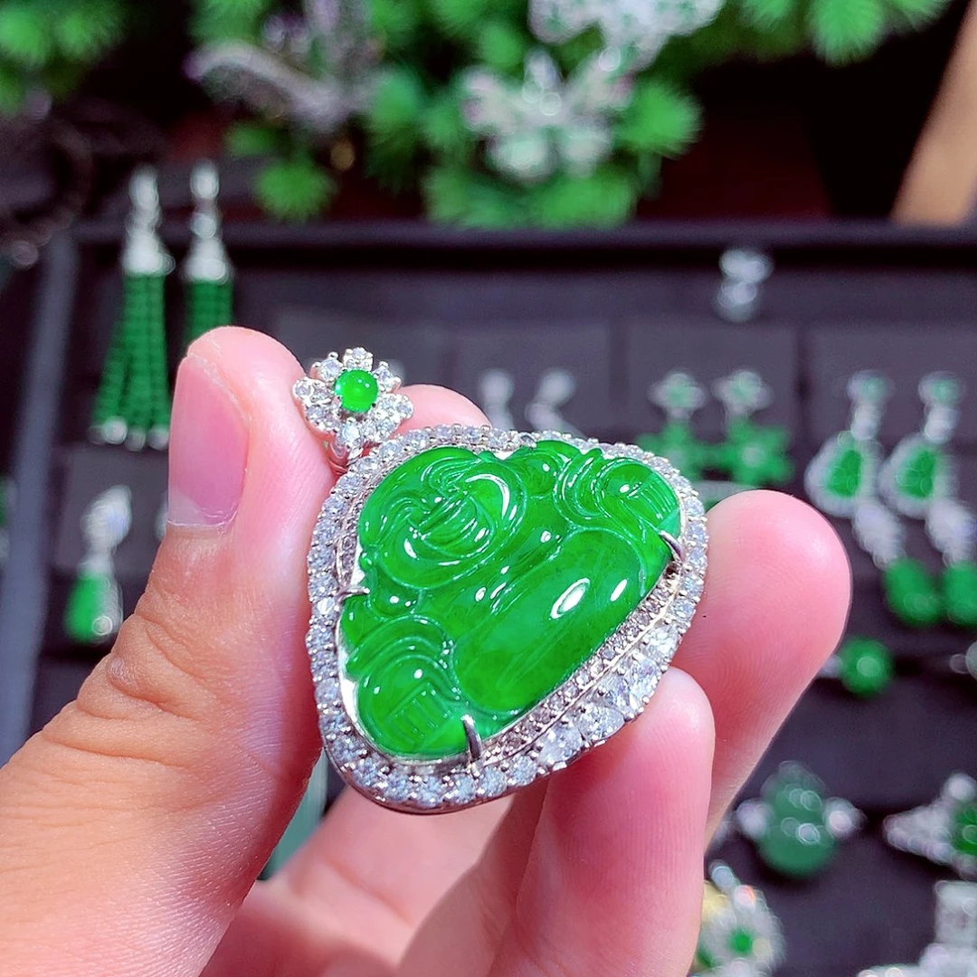 颈饰未镶嵌翡翠J****.天然