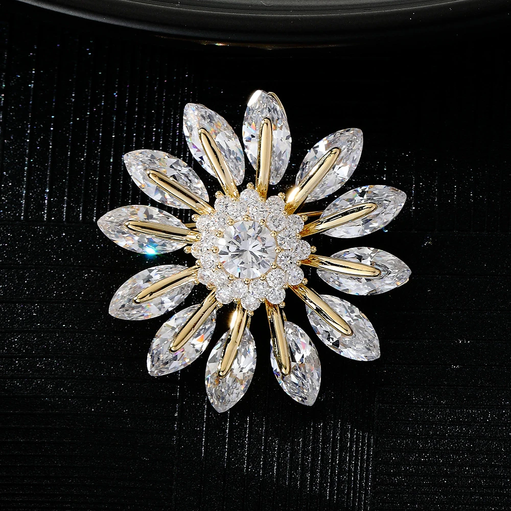 铜合金胸针 可旋转雏菊胸花