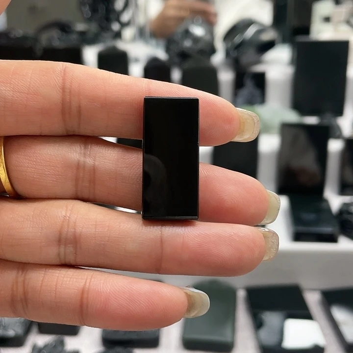 【闪购商品】和田玉（青玉）颈饰未镶嵌?****E