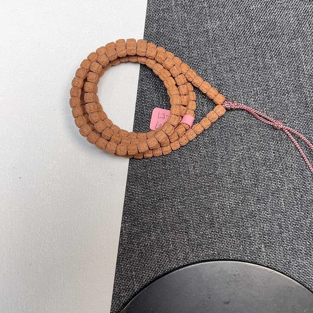 金刚菩提吊坠大学佛手