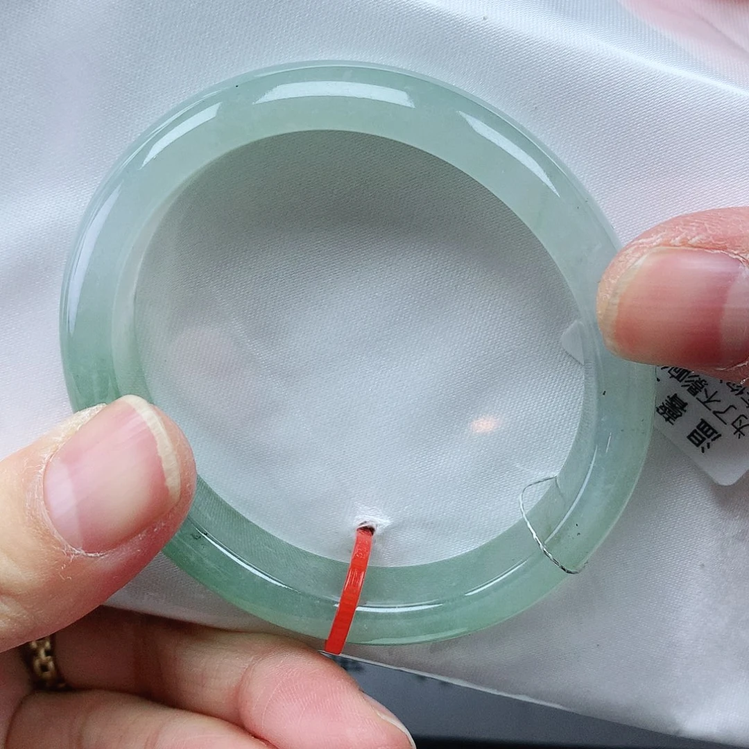 翡翠手镯未镶嵌52贵