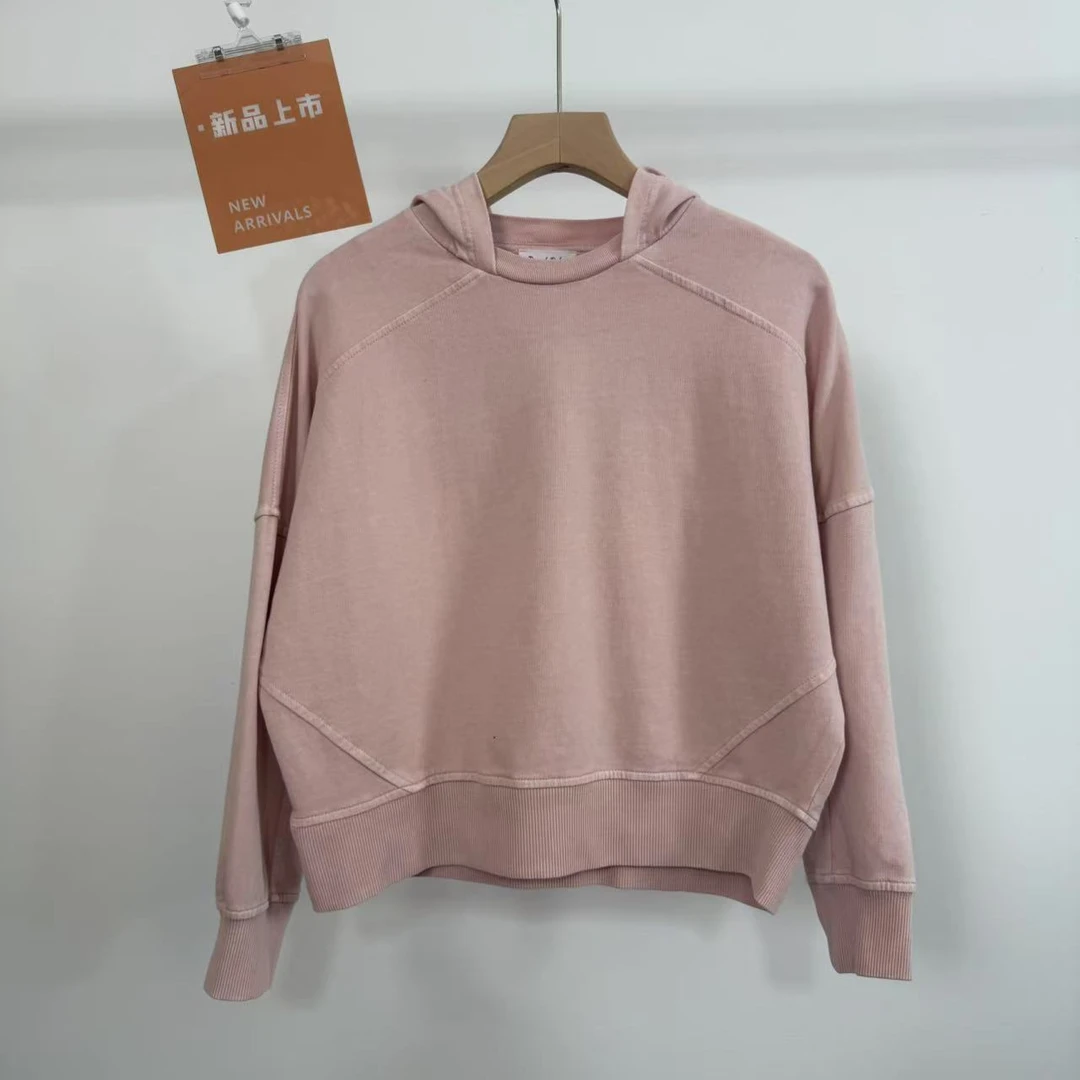 342女士短款连帽卫衣