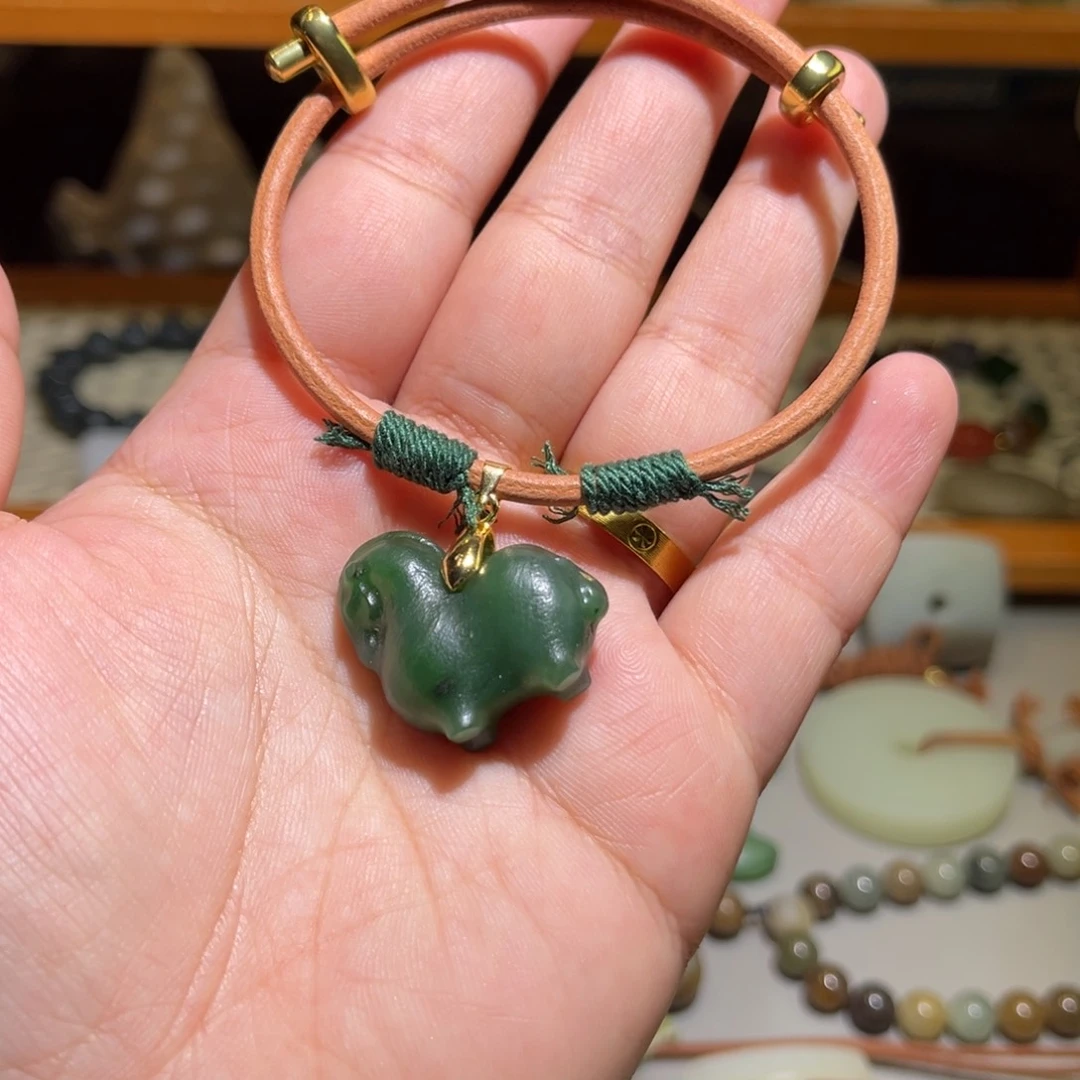 和田玉未镶嵌手链