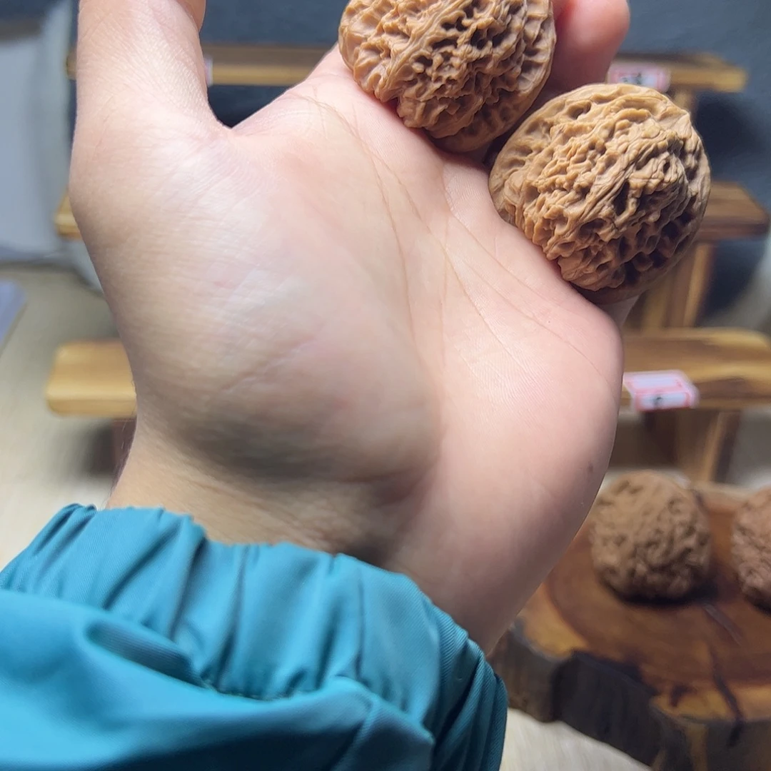 吊坠文玩核桃南疆石