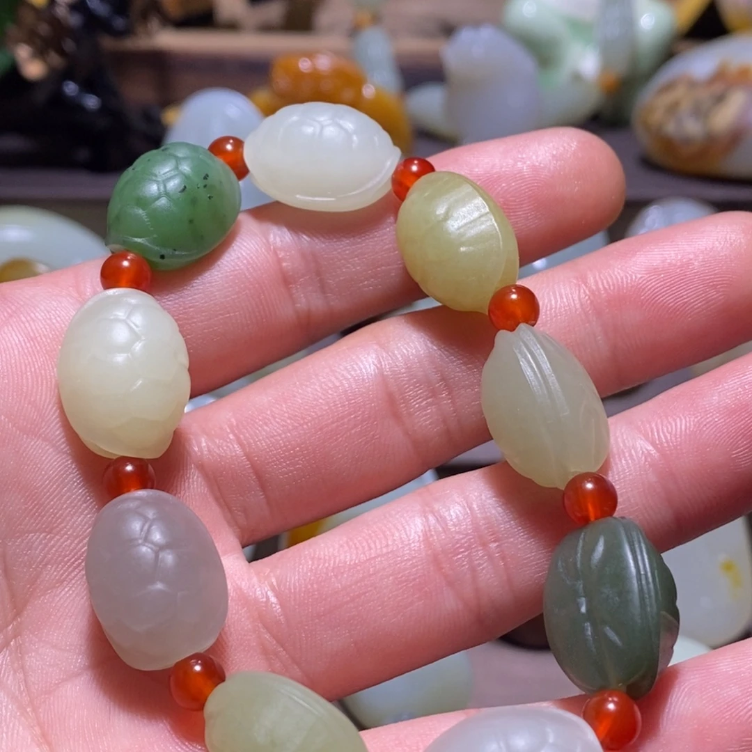 S***n和田玉未镶嵌车挂